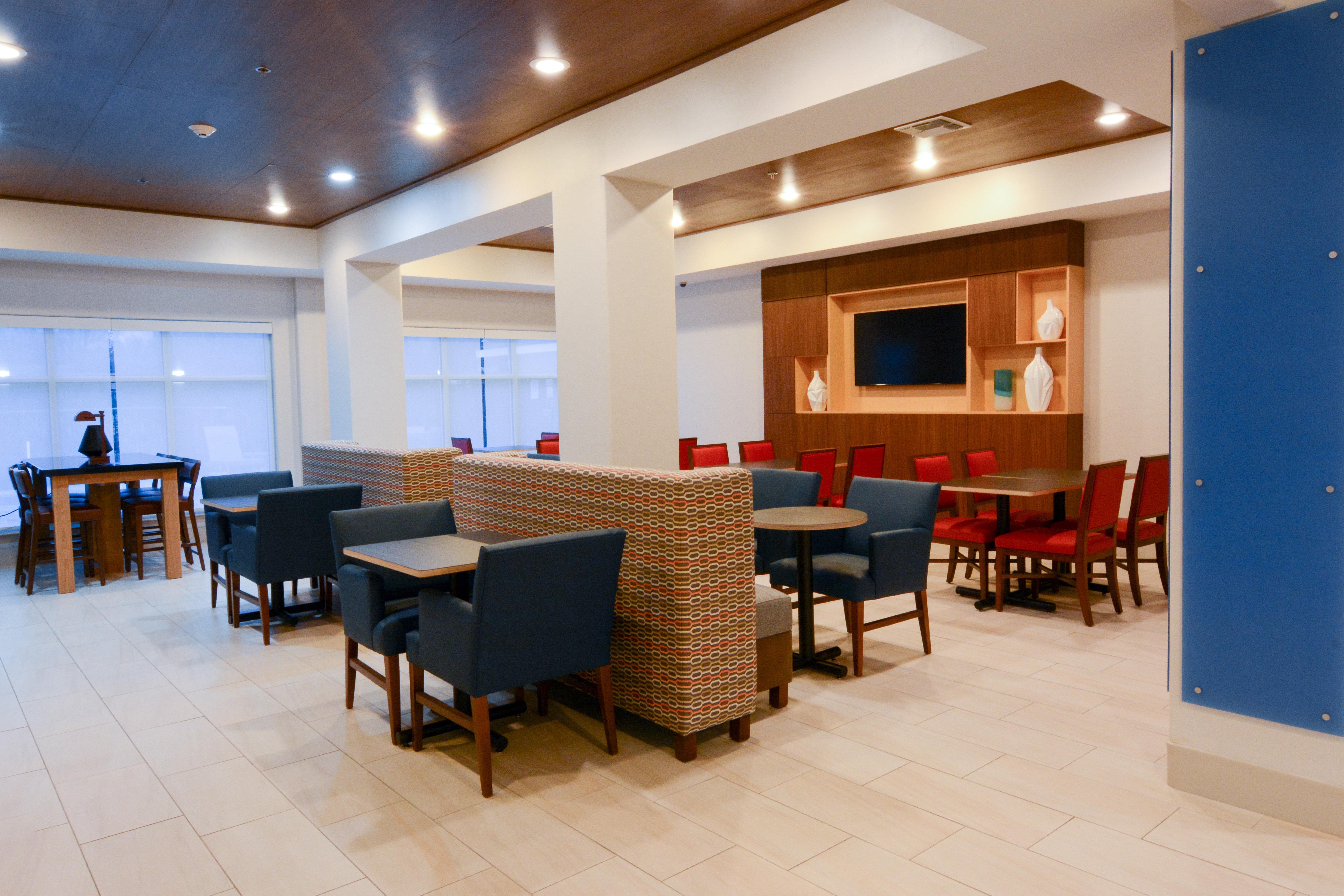 Holiday Inn Express Hotel & Suites New Boston By Ihg Buitenkant foto