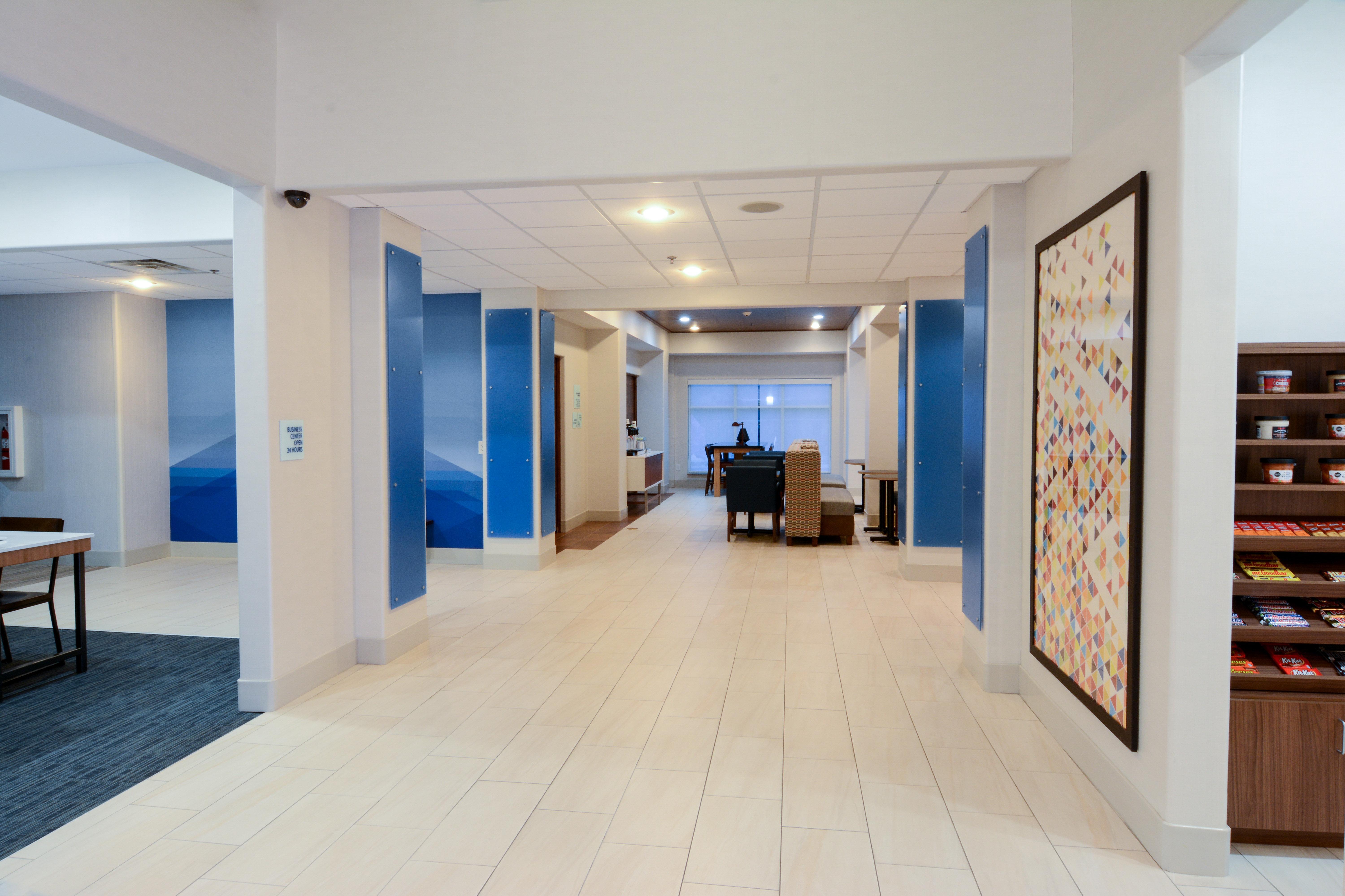 Holiday Inn Express Hotel & Suites New Boston By Ihg Buitenkant foto