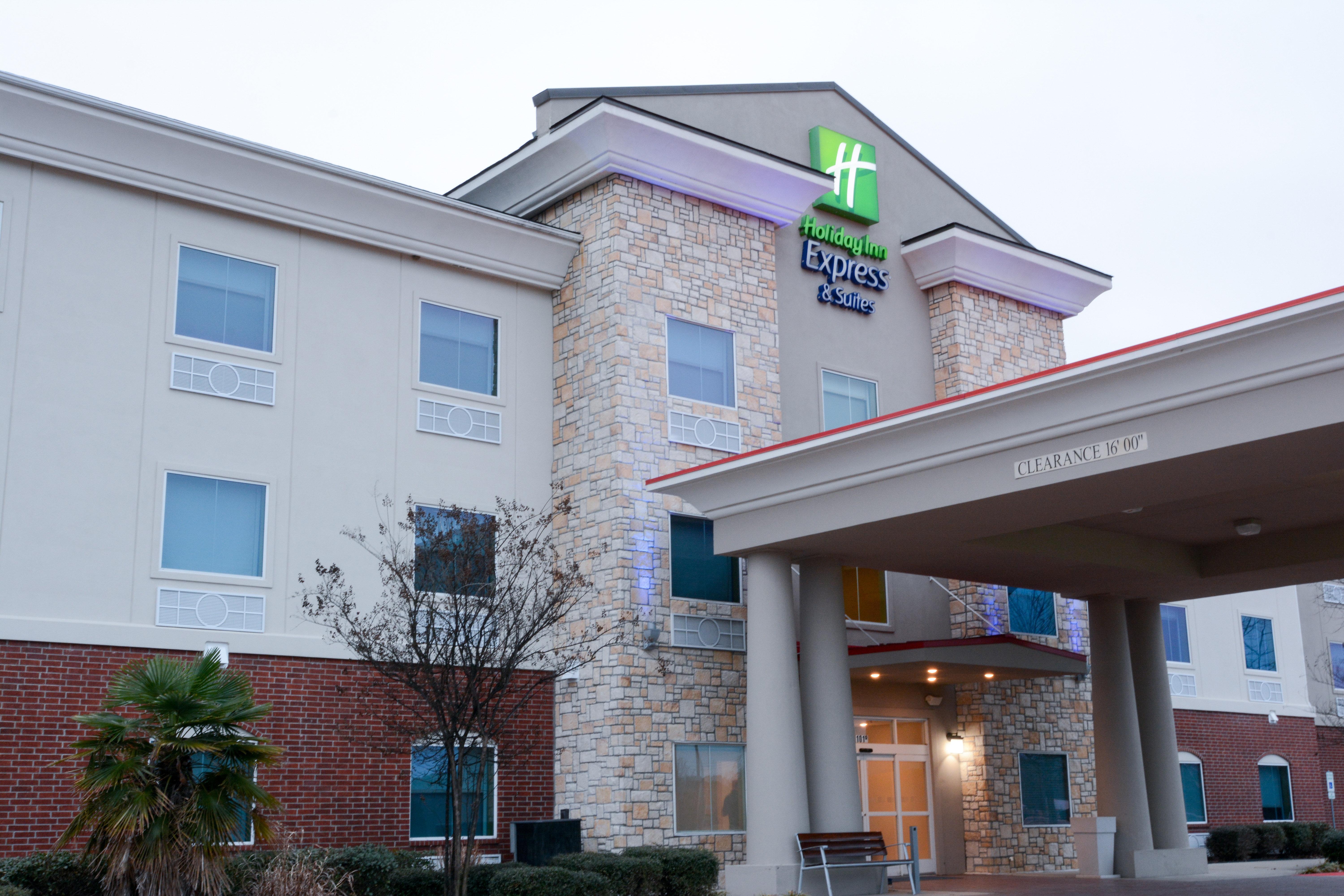 Holiday Inn Express Hotel & Suites New Boston By Ihg Buitenkant foto
